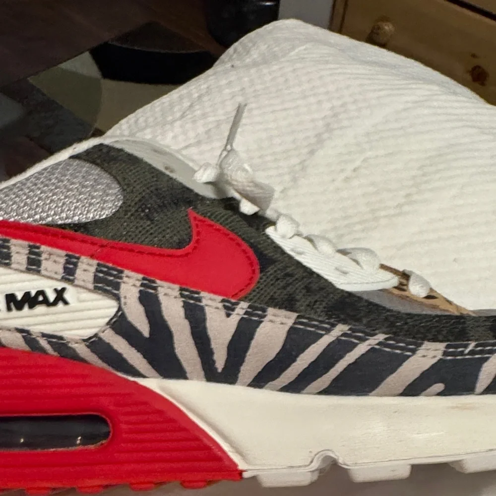 Nike Air Max 90 tunnel walk animal instinct print Red zebra - Picture 11 of 14